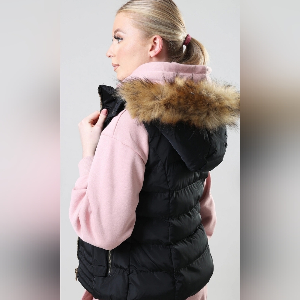 Bebe puffer vest size S/P